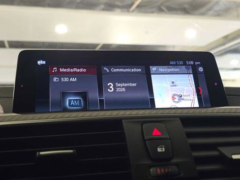 Used 2018 BMW M3 RWD image 30