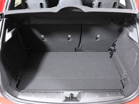 New 2026 MINI Cooper 4-Door Hardtop image 33