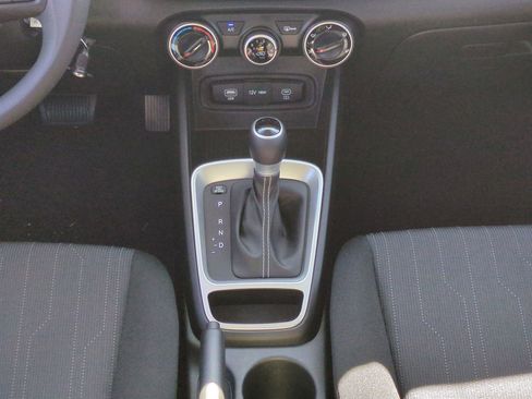New 2026 Hyundai Venue SE FWD image 19