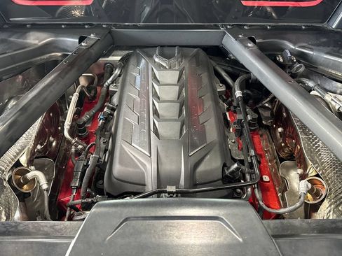 Used 2023 Chevrolet Corvette Stingray Premium Cpe w/ Z51 Performance Package RWD image 19