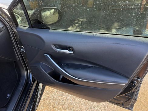 Used 2022 Toyota Corolla SE w/ Carpet Mat Package (TMS) FWD image 17