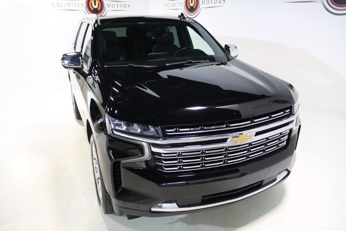 Used 2023 Chevrolet Tahoe Premier AWD/4WD image 25