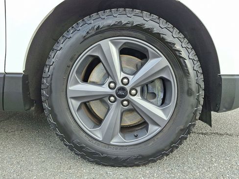 Certified 2022 Ford Edge SEL w/ Sport Appearance Package image 8