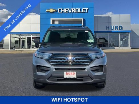 Used 2024 Ford Explorer XLT AWD/4WD image 11