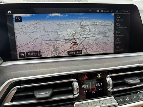 Certified 2022 BMW X5 xDrive40i w/ Premium Package AWD/4WD image 21