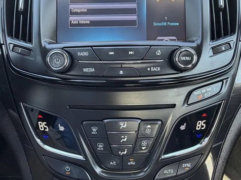 Used 2017 Buick Regal Sport Touring image 21