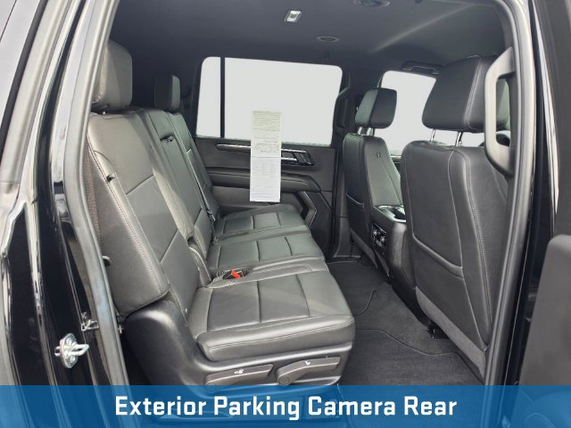 Used 2025 Chevrolet Suburban Z71 AWD/4WD image 16