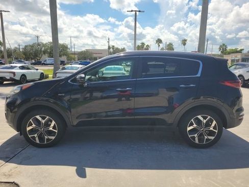 Used 2020 Kia Sportage EX AWD/4WD image 3