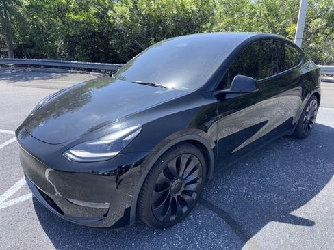 Used 2023 Tesla Model Y Performance AWD/4WD image 1