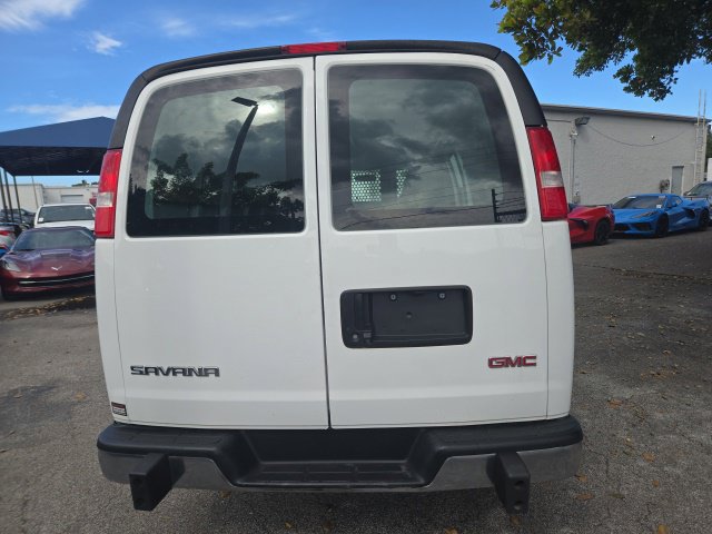 Used 2020 GMC Savana 2500 w/ Driver Convenience Package RWD image 5