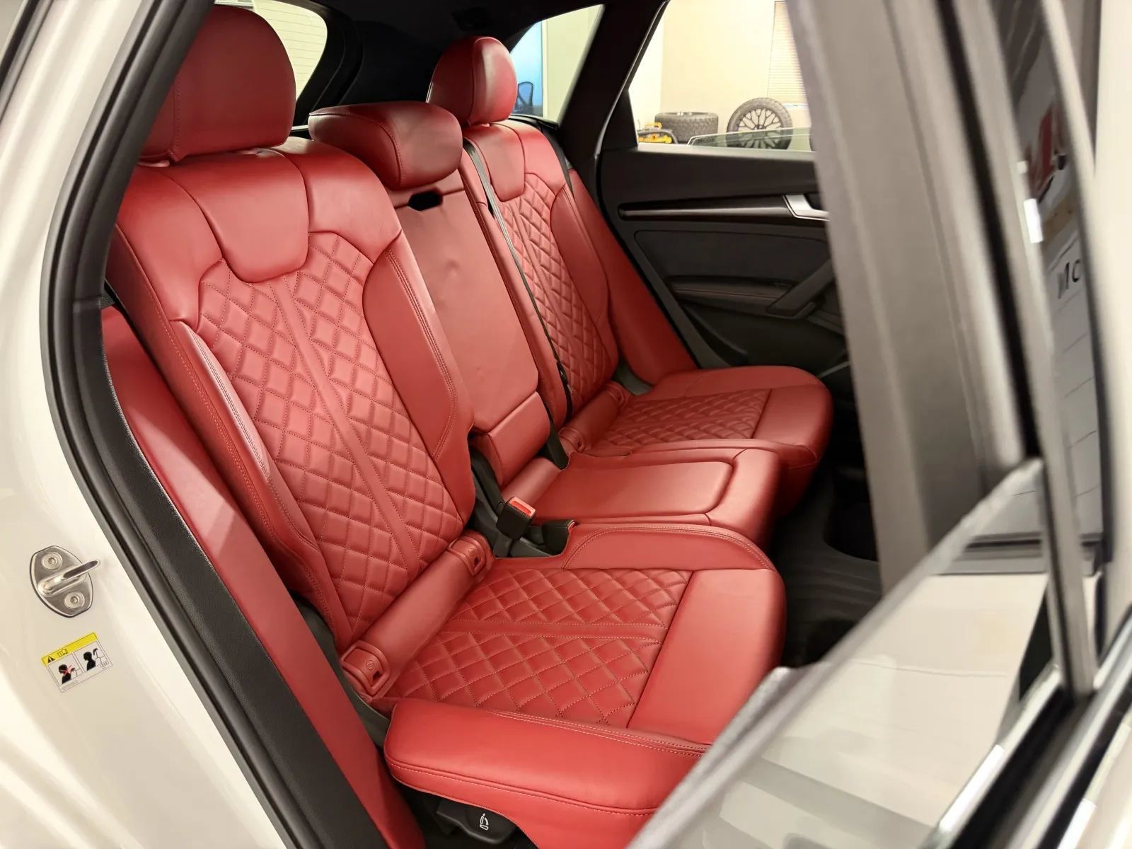 Used 2023 Audi SQ5 Premium Plus w/ Premium Plus Package AWD/4WD image 39