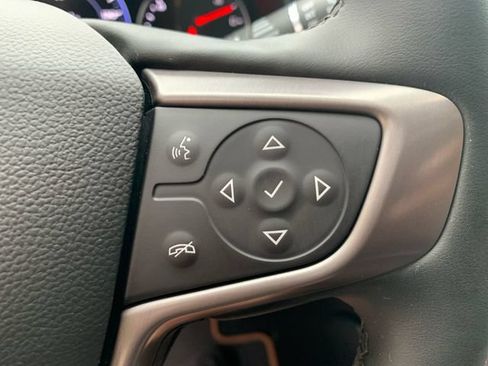 Used 2023 GMC Acadia AT4 w/ Technology Package AWD/4WD image 30