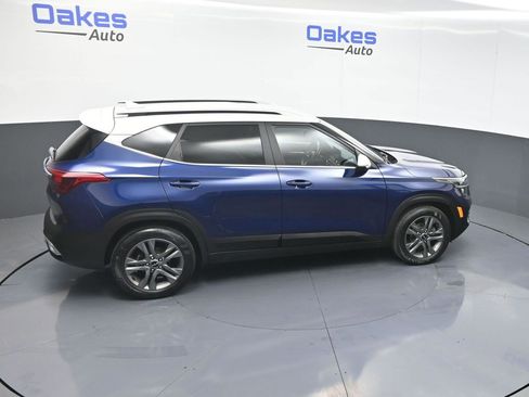 Certified 2023 Kia Seltos S w/ Navigation Package image 40