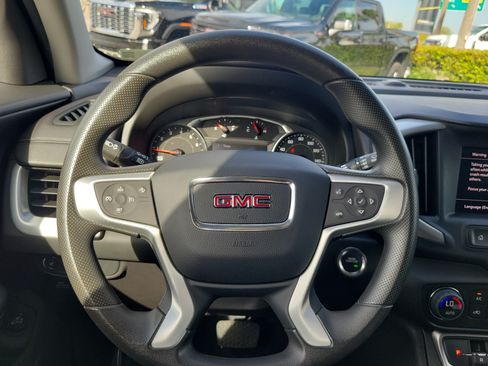 Used 2023 GMC Terrain SLE w/ Driver Convenience Package FWD image 19