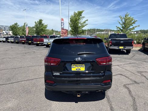 Used 2020 Kia Sorento S AWD/4WD image 6