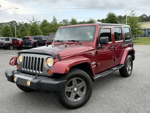 Used 2012 Jeep Wrangler Unlimited Sport image 9