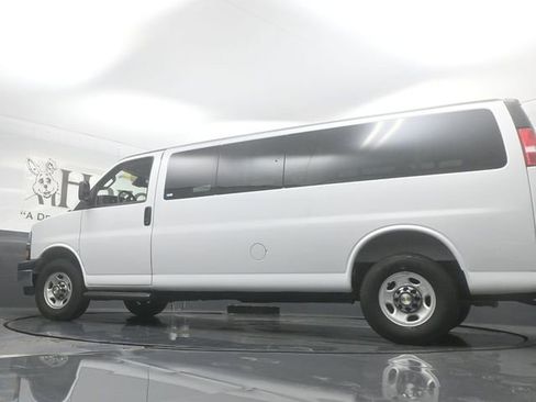 New 2025 Chevrolet Express 3500 LT w/ LT Preferred Equipment Group RWD image 34