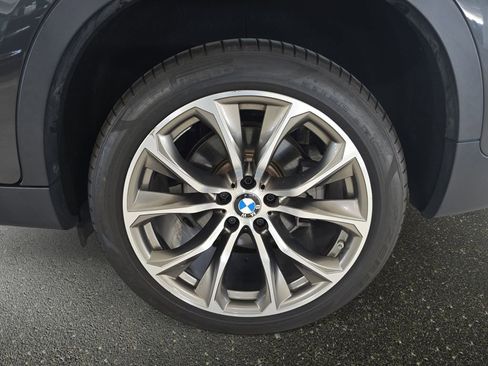 Used 2019 BMW X6 xDrive50i image 32