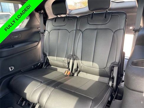 New 2025 Jeep Grand Cherokee L Limited w/ Luxury Tech Group II AWD/4WD image 22