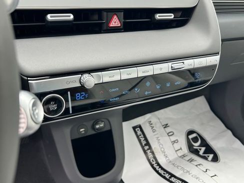 Used 2024 Hyundai Ioniq 5 Limited image 18