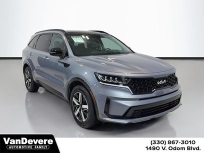 Used 2023 Kia Sorento S w/ Panoramic Sunroof Package