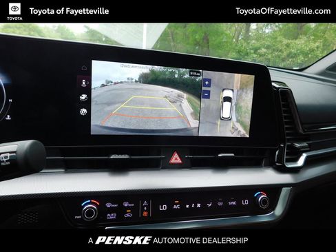 Used 2023 Kia Sportage SX image 11