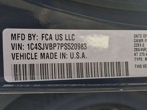 Used 2023 Jeep Wagoneer Series II image 29