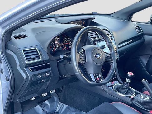Used 2020 Subaru WRX STI AWD/4WD image 9