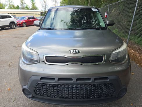 Used 2016 Kia Soul image 2