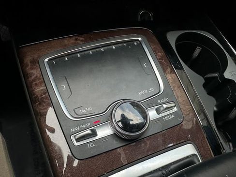 Used 2019 Audi Q7 3.0T Premium w/ Cold Weather Package image 32