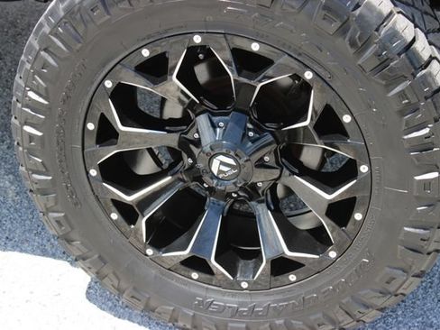 Used 2018 Ford F150 XLT w/ Equipment Group 301A Mid AWD/4WD image 17