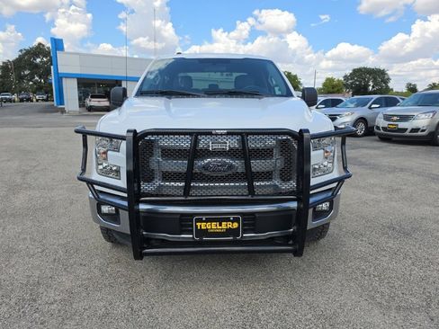 Used 2015 Ford F150 XLT w/ Trailer Tow Package AWD/4WD image 3