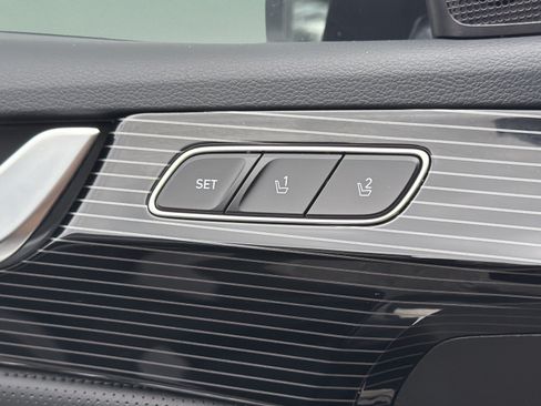Used 2025 Hyundai Palisade Calligraphy AWD/4WD image 25