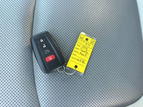 Used 2019 Toyota RAV4 Limited image 36