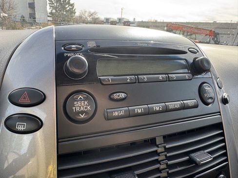 Used 2007 Toyota Sienna LE image 25