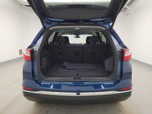 Used 2020 Chevrolet Equinox LT w/ Driver Convenience Package image 29