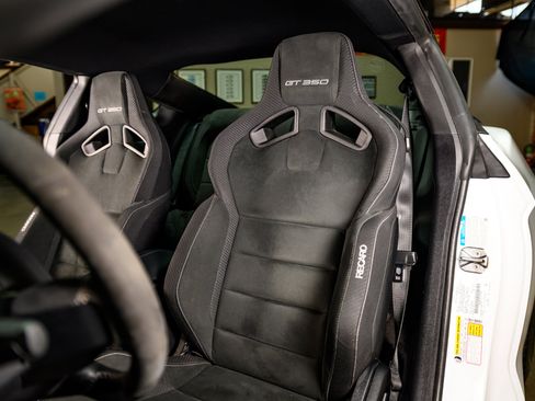 Used 2017 Ford Mustang Shelby GT350 w/ Electronics Package image 22