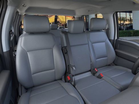 New 2025 Ford F250 XL w/ XL Chrome Package image 10