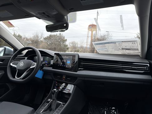 New 2026 Volkswagen Jetta SE image 16