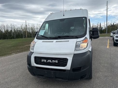 Used 2019 RAM ProMaster 2500 FWD image 3