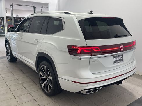 New 2026 Volkswagen Atlas SEL Premium R-Line AWD/4WD image 4