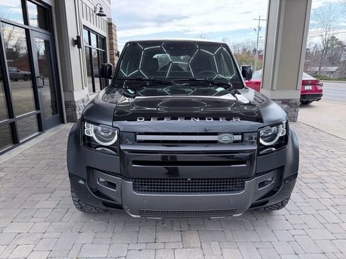 Used 2023 Land Rover Defender 110 V8 image 9