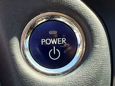 Used 2015 Lexus CT 200h image 32