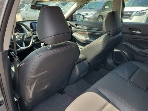 Certified 2022 Nissan Altima 2.5 SR w/ Midnight Edition Package image 27