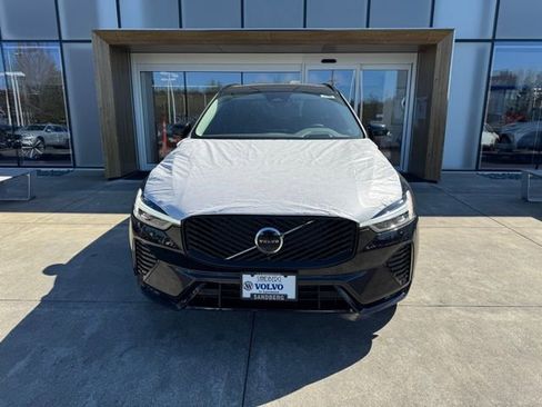 New 2026 Volvo XC60 B5 Ultra w/ Protection Package Premier image 3