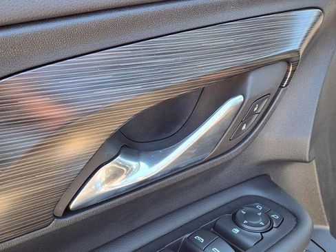 Certified 2023 GMC Terrain SLE w/ Driver Convenience Package image 16