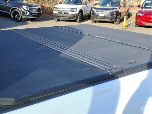 Used 2022 Toyota Tacoma TRD Off-Road image 7