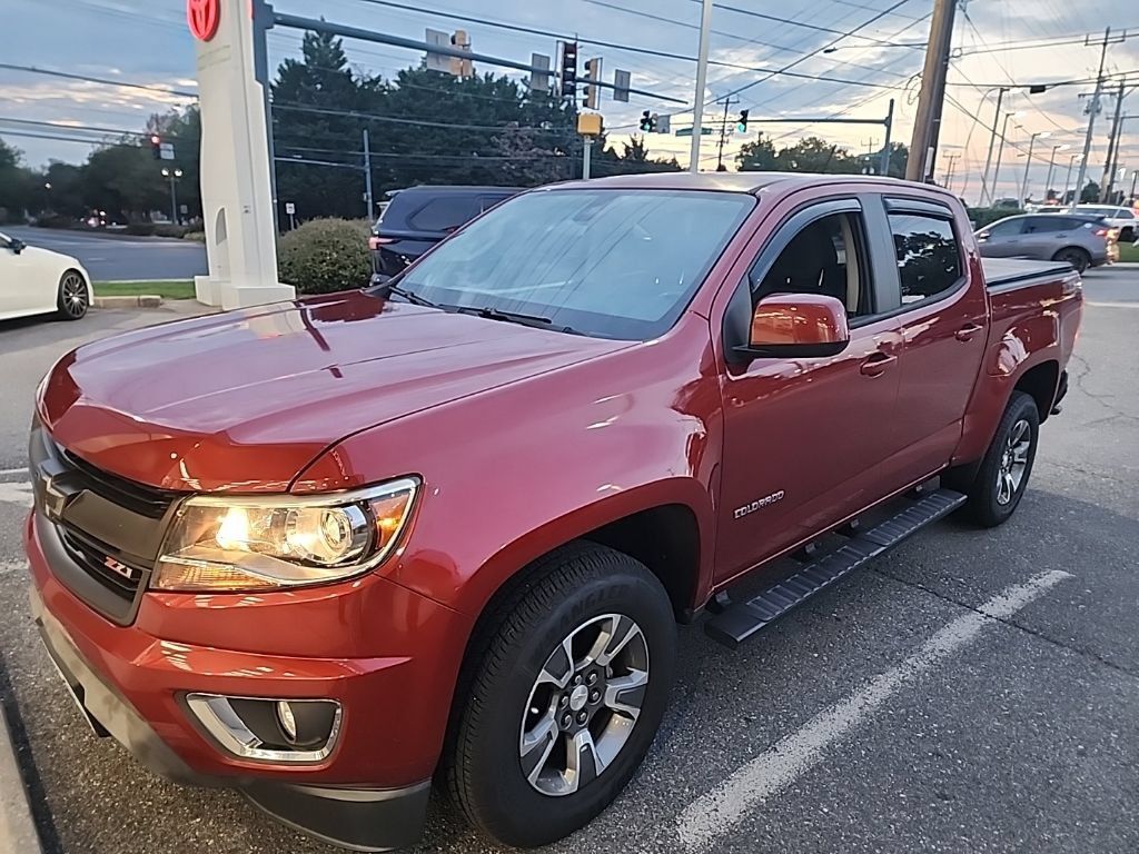 Used 2016 Chevrolet Colorado Z71 AWD/4WD image 2
