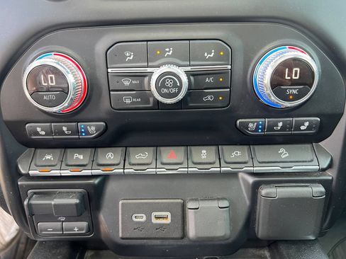 Used 2019 GMC Sierra 1500 AT4 w/ AT4 Premium Package AWD/4WD image 27