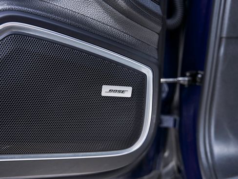 Used 2020 Porsche Panamera 4 image 34